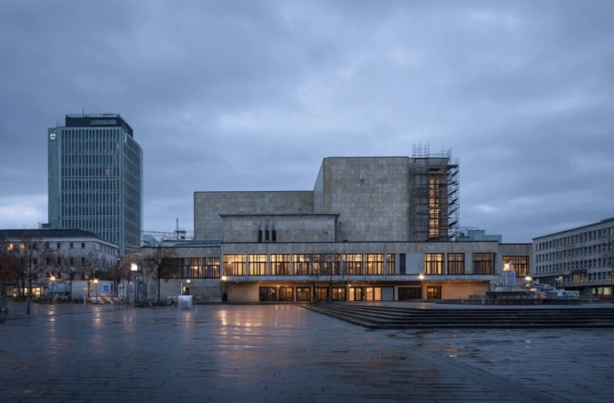 Baukunst - Düsseldorf stoppt das „Opernhaus der Zukunft“: Wenn der Kommunalhaushalt die Baukultur überholt